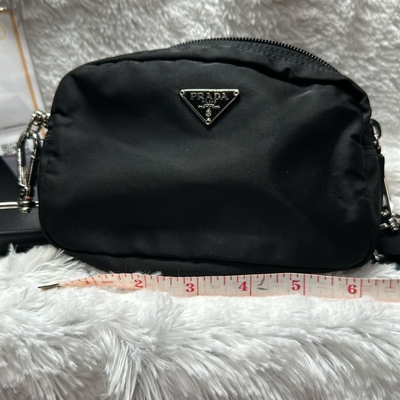 Prada Black Belt Bag or body bag with Adjustable Strap and Compact Design - Picture 6 of 7